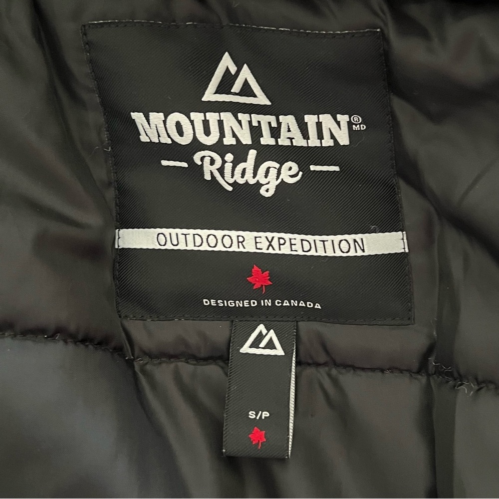 Women's Bold Red Ski & Snow Jacket - Picture 9 of 11